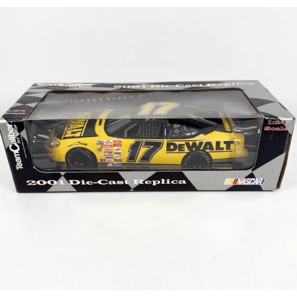 Team Caliber 2001 Matt Kenseth 17 DeWalt NASCAR 1:24 Diecast Replica Sealed Box